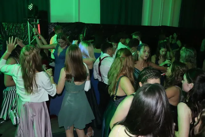 In der Disco heizte der bekannte und beliebte DJ Potter den Besuchern ordentlich ein.