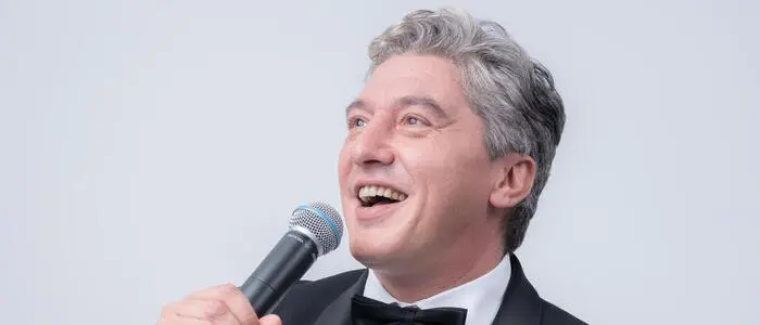 Sänger und Entertainer Rainer Kantz lernte die Band „Cheap Champagne“ bei einer Hochzeitsmesse kennen – sie teilen sich die Faszination von „Elvis Presley“