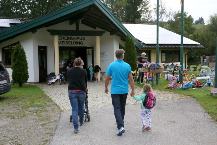 Im örtlichen Vereinshaus ging der erste Kinderflohmarkt der Gemeinde Mölbling über die Bühne. 