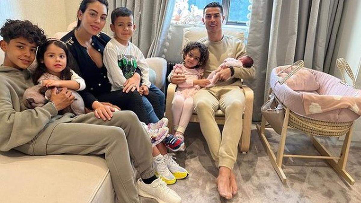 Cristiano Ronaldo mit seiner Familie