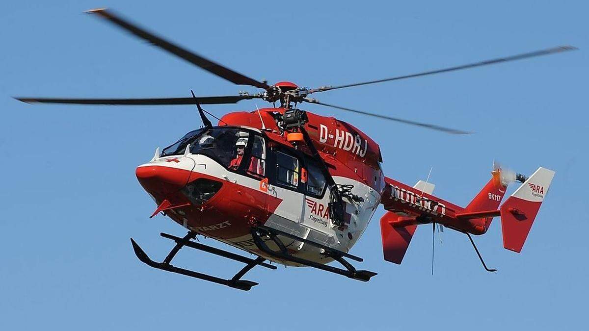 DEr Rettungshubschrauber RK 1 brachte den Schwerverletzten ins Klinikum Klagenfurt