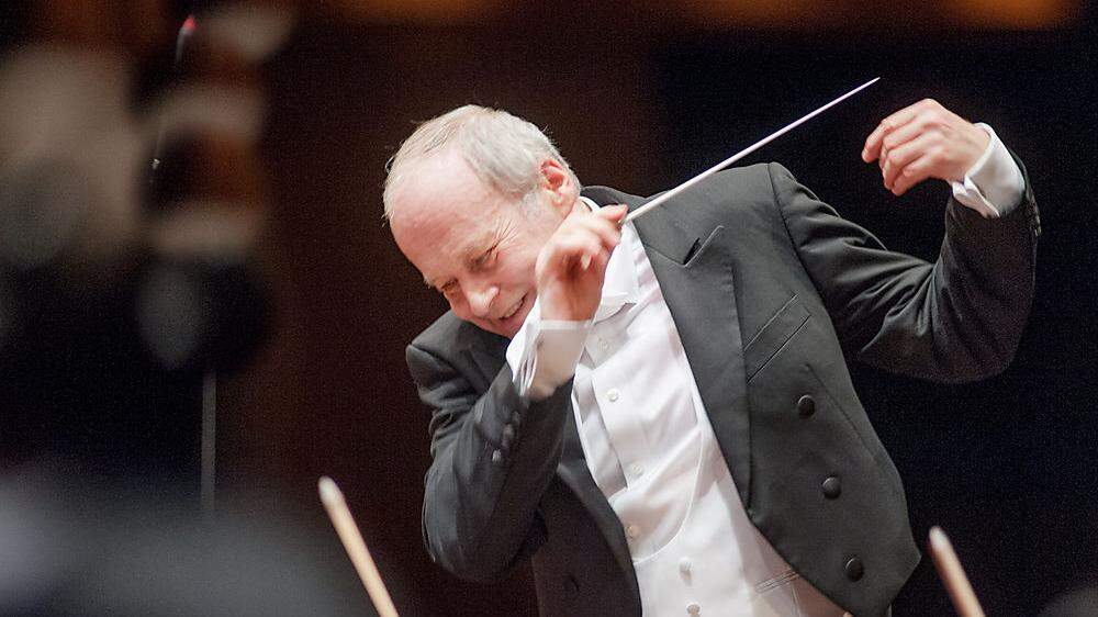 Adam Fischer dirigiert die Wiener Symphoniker