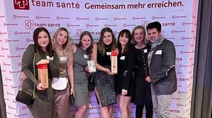 Das Team der Oberen Apotheke in Villach konnte wieder Auszeichnungen mit nach Hause nehmen
