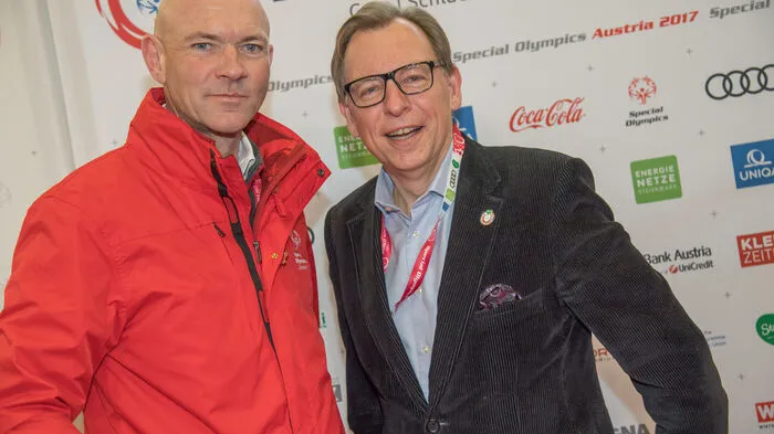Special-Olympic-Österreich-Präsident Jürgen Winter (im Bild mit Landesrat Christian Buchmann) durfte freilich nicht fehlen ...