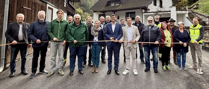 Wiedereröffnet: die umfassend sanierte Verbindungsstraße Graditschach–Illmitzen in Neuhaus