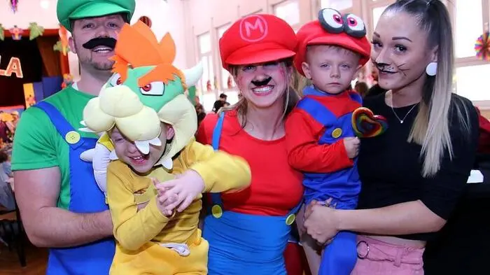 Wieder bestens besucht war das Kinderfaschingsfest, zu dem die Köflacher Faschingsgilde Kölala mit Karl Christandl an der Spitze sowie die Kinderfreunde Köflach und Oberpichling in das Volksheim geladen hatten. 