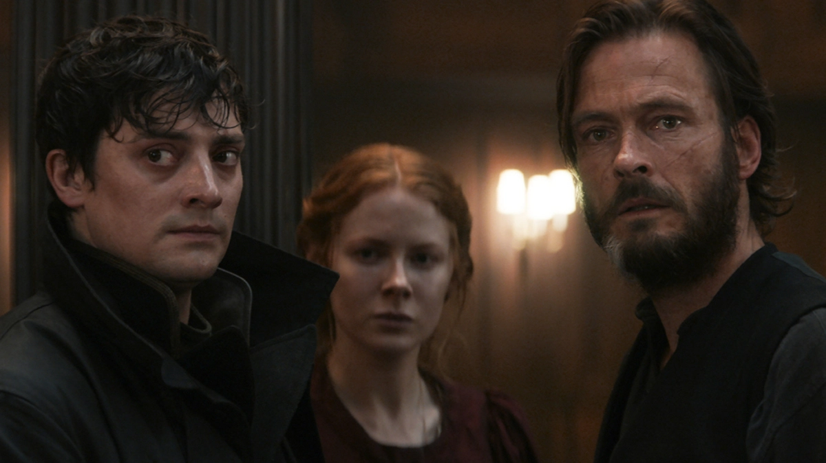 Aneurin Barnard, Emily Beecham und Andreas Pietschmann