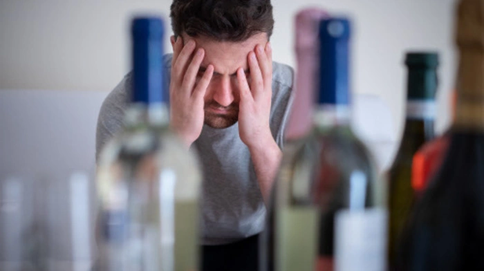 In der Dialogwoche Alkohol kann man die eigene Suchtgefahr anonym testen