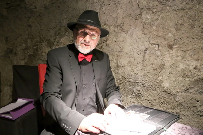... die durch passende Texte aus der Weltliteratur - vorgetragen von Herbert Marktl - ergänzt wurden.