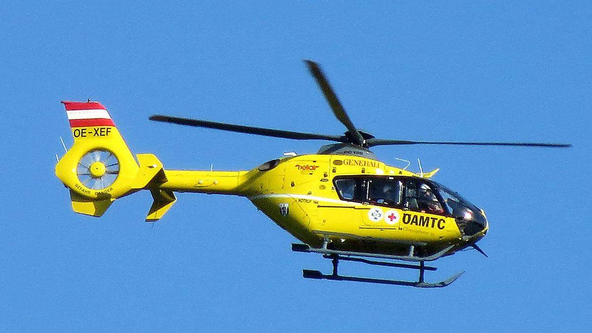 Der schwer verletzte Motorradfahrer musste mit dem Hubschrauber abtransportiert werden