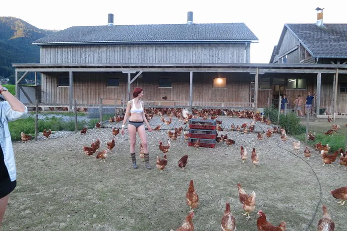 Martina such noch die richtige Pose
