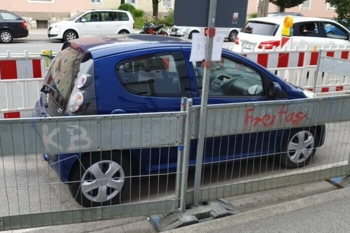Er wolle damit zum Nachdenken anregen und ...