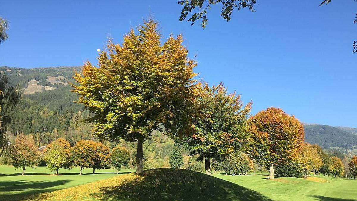 Wenn der Herbst die Landschaft bemalt - heute wird es wieder überwiegend sonnig in Oberkärnten