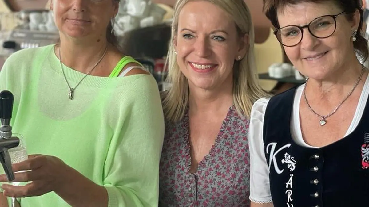 Pächterin Andrea Podgorsek (Mitte) mit ihren langjährigen Mitarbeiterinnen Hermine Schranzer (links) und Heidi Pöcheim (rechts)