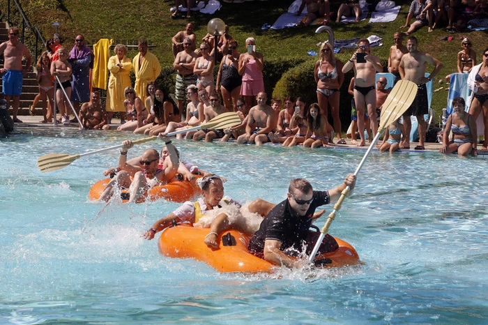 ...garantierten beim neunten Dirndlspringen in der Therme Loipersdorf einen unterhaltsamen Nachmittag.