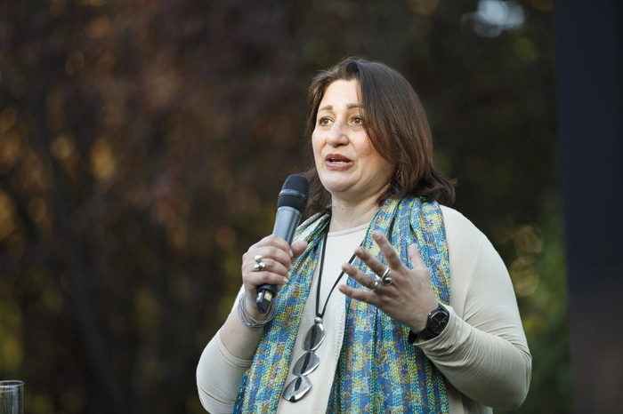Gewidmet war der diesjährige Empfang dem ‚steirischen herbst′, der heuer sein 50-jähriges Jubiläum feiert. Dazu gab die scheidende Intendantin Veronica Kaup-Hasler einen Ausblick auf das heurige Festival - übrigens nur wenige Stunden nach der Programmpräsentation in Graz.