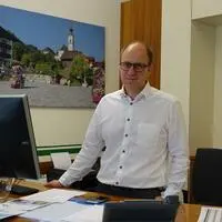 Das Geld müsse in jene Regionen fließen, in denen es erwirtschaftet wird, sagt Bürgermeister Matthias Schwab