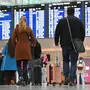 Bei einer Pauschalreise haben Betroffene von Flugstornos durch die Airline mehr Absicherung als Individualreisende