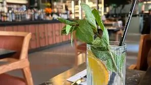 Draußen hat es Minusgrade, im Duo kommen wir in Urlaubsstimmung