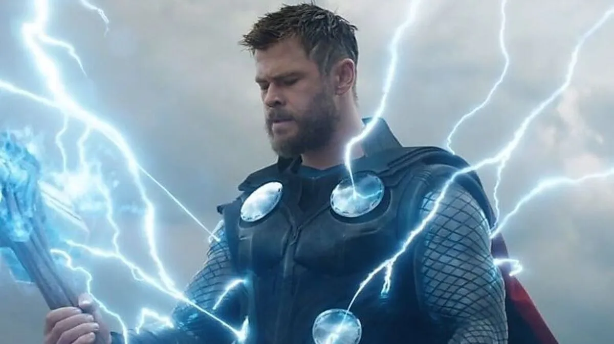 Auf den brutalen Cliffhanger des Vorjahres folgt in diesem Kinofrühling ein Grande Finale der Extraklasse mit vielen Stars wie Chris Hemsworth