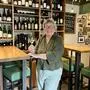 Sissi Kroneder führt seit zehn Jahren aus Leidenschaft „Sissi‘s Weinbar“ in der Altstadtgasse in Feldbach