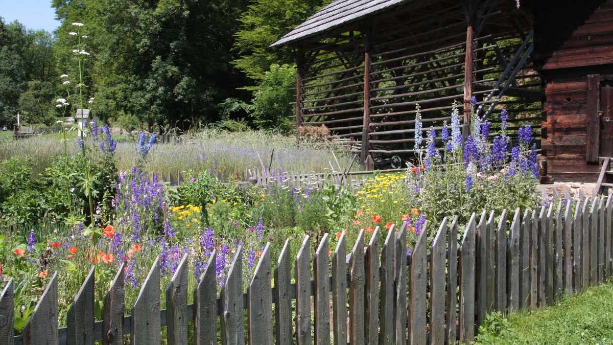 Am Gartentag erhalten Club-Mitglieder eine 2für1-Ermäßigung im Freilichtmuseum Stübing. 