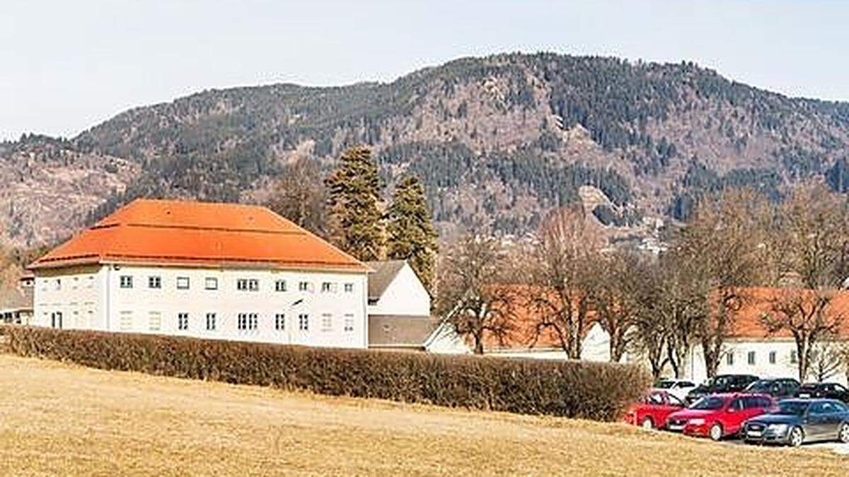 Die Henselkaserne wird in den nächsten Jahren Zeit nicht um- und ausgebaut