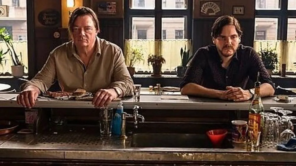 Geschwätziges Regiedebüt von und mit Daniel Brühl