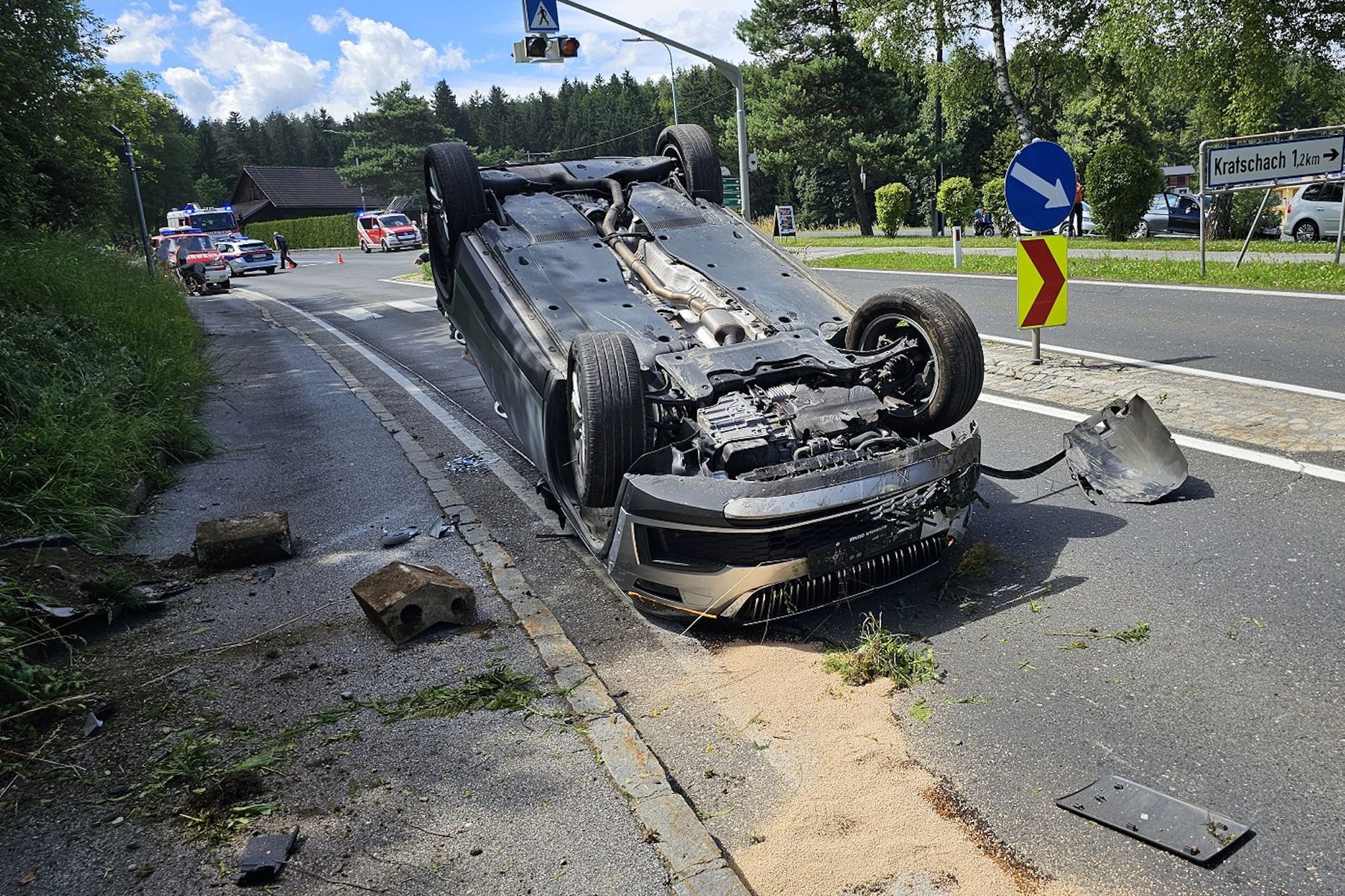 Kärnten: Kleinkind an Bord: Auto überschlug sich 