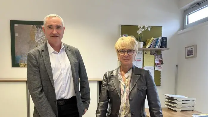 Zuständig für die Qualität an den Schulen im Bezirk: Schulqualitätsmanager Daniel Kollau und Bildungsregionsleiterin Waltraud Huber-Köberl