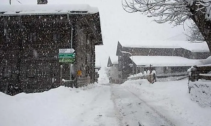 Dichter Schneefall im Lesachtal