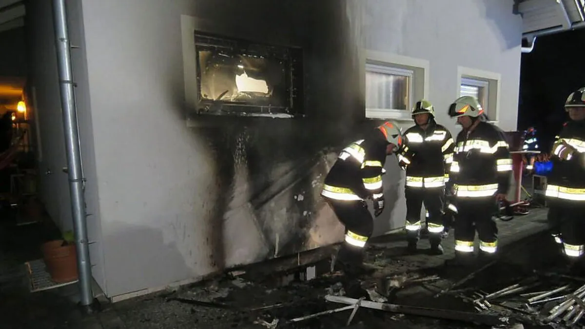 Die Außenfassade wurd starkt beschädigt