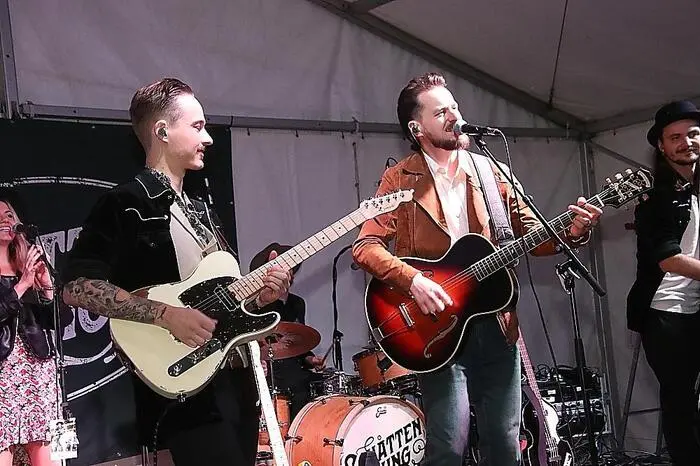 Die Countryband „Schattensprung“ sorgte mit einer flotten Mischung aus Country, Rock, Austropop und Partymusik für eine tolle Stimmung.