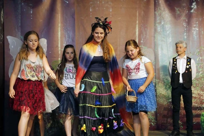 Neben dem Kinderensemble „Mini-Kawost“ (2006)...