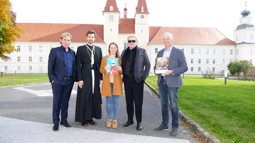 Heino bei der Pressekonferenz zu seiner großen Kirchen-Tournee