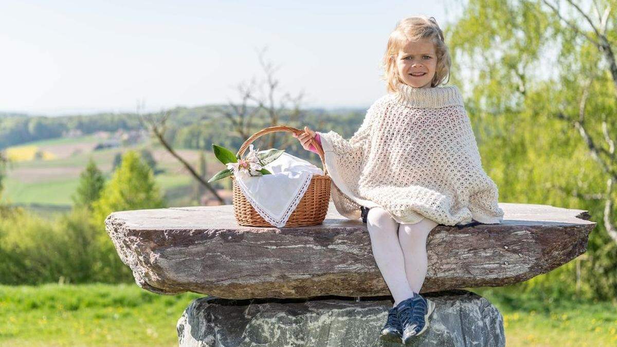 Auch die Kleinen können es kaum erwarten, nach der Speisensegnung die Osterjause zu verzehren