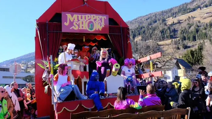 Auch die Muppet Show bahnte sich mit Tanz und Musik ihren Weg durch Sillian
