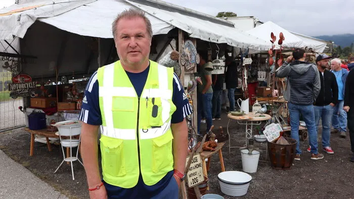 Michael Kirchmeier organisiert zusammen mit seiner Familie den Megaflohmarkt