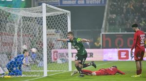 Da war‘s passiert: David Berger drückte den Ball gegen Kapfenberg zum 1:0 für Ried über die Linie