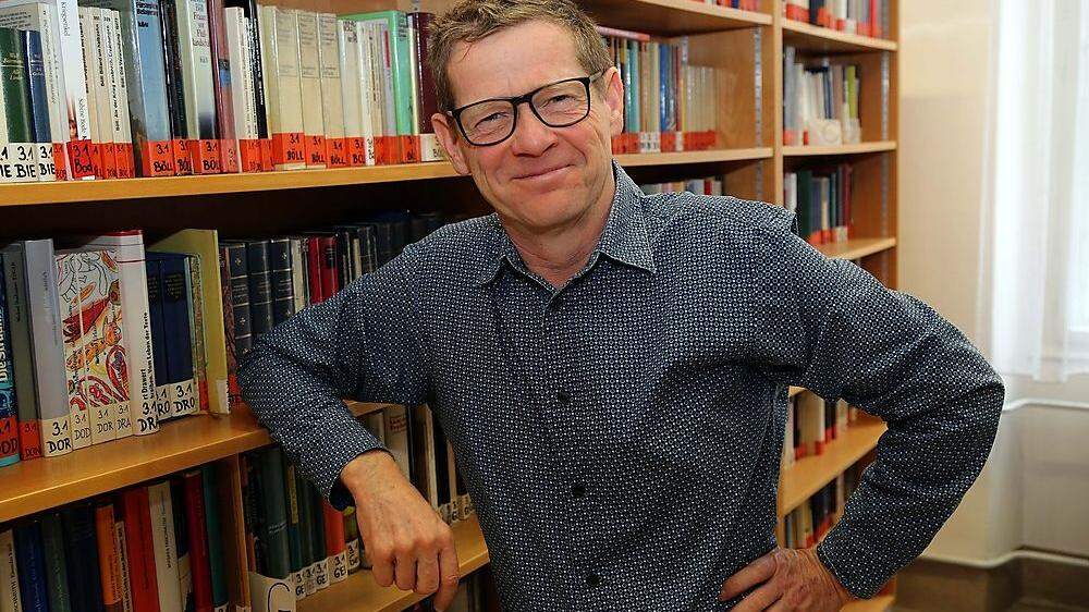 Peter Deibler unterrichtet an einem Gymnasium, ist Gefangenenseelsorger und Autor von zwei Büchern