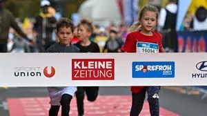 GRAZ,AUSTRIA,12.OCT.24 - RUNNING - Graz Marathon, Side Events. Image shows kids.
Photo: GEPA pictures/ Avni Retkoceri