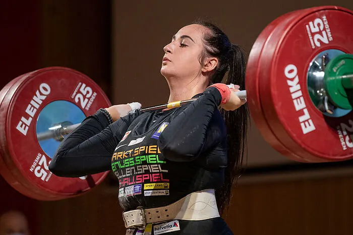 Gewichtheben: Sarah Fischer (über 87 kg)