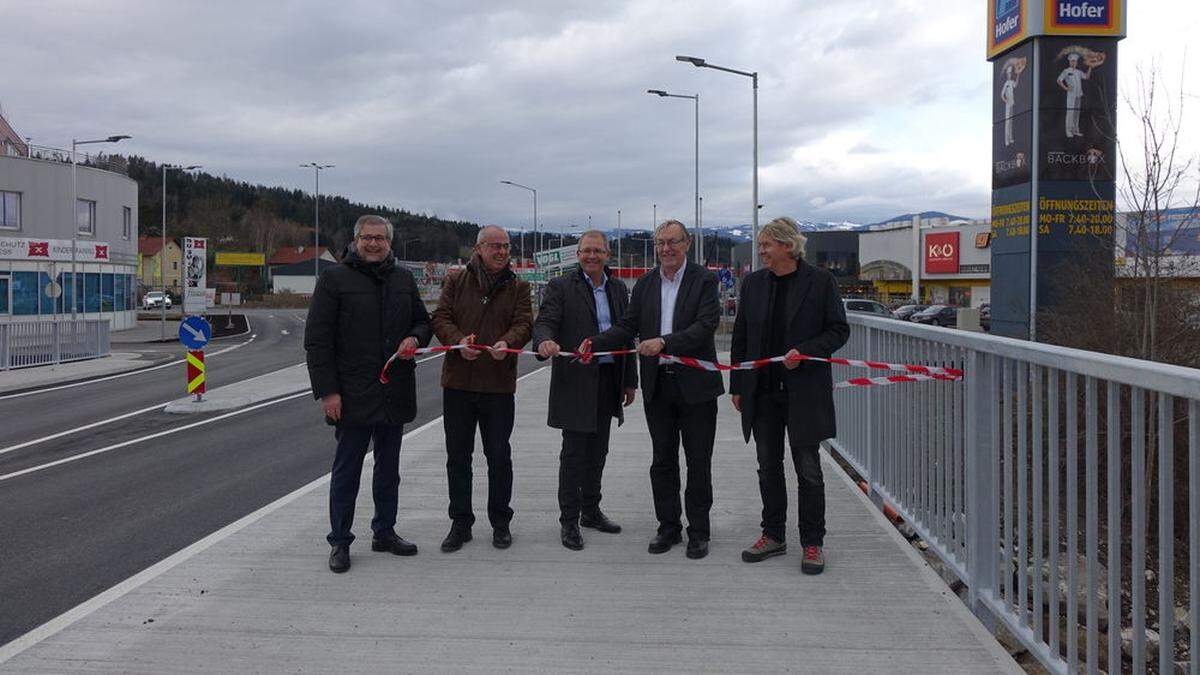 Die Wez-Brücke ist nun offiziell für den Verkehr freigegeben
