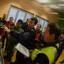 Besprechung des Einsatzstabes in der Neuen Mittelschule St. Stefan