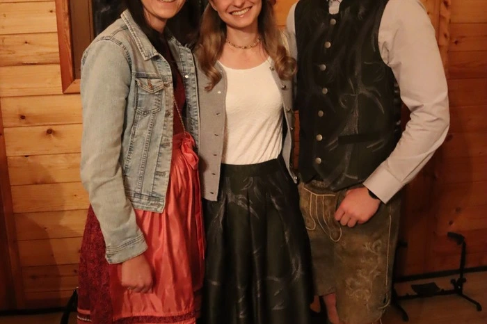 Klicken Sie sich durch den Fotos des gut besuchten Granitztaler Bauernball.