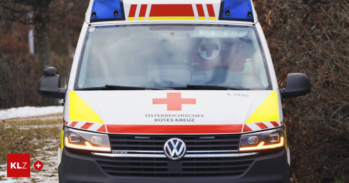 Auto prallt in Kärnten gegen Hausmauer: Lenker tot 