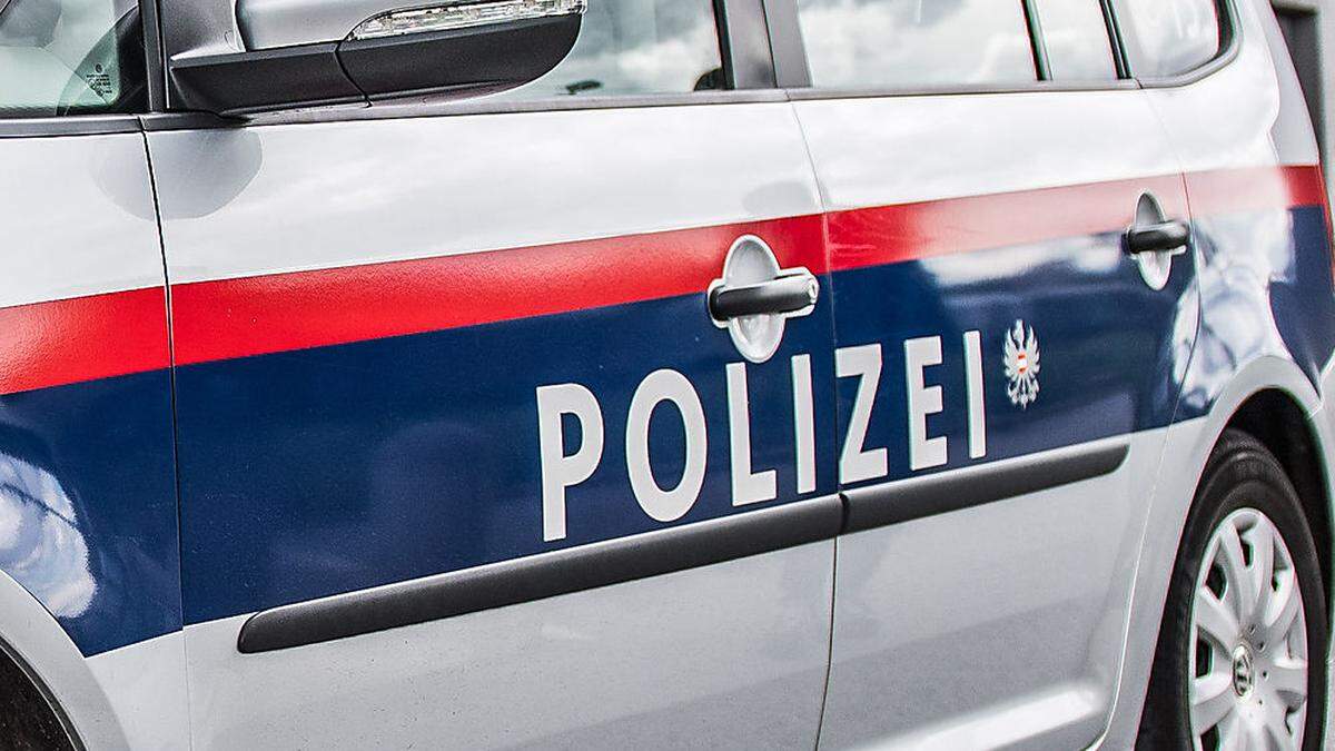 Die Polizei sucht nach den Tatverdächtigen