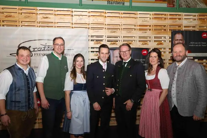 Mehr als 3000 Besucherinnen und Besucher folgten der Einladung des Steirischer Bauernbund, der den Ball mit Unterstützung der Landjugend Bezirk Hartberg veranstaltete.