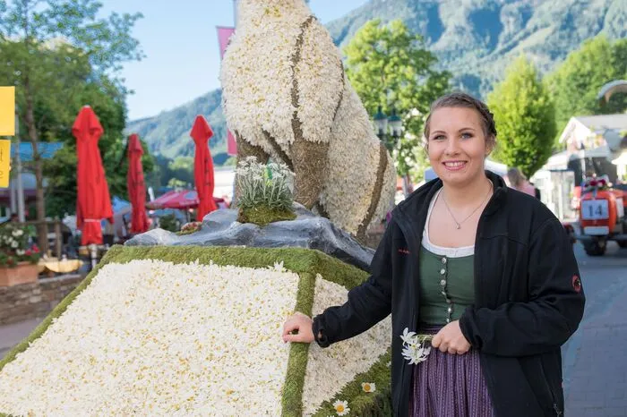Klicken Sie sich durch die ersten Bilder vom Stadtkorso in Bad Aussee, eingefangen von Fotograf Jürgen Fuchs!