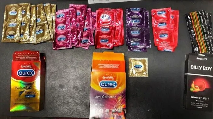 Der junge Dieb hatte ein ganzes Sortiment an Kondomen mitgehen lassen 